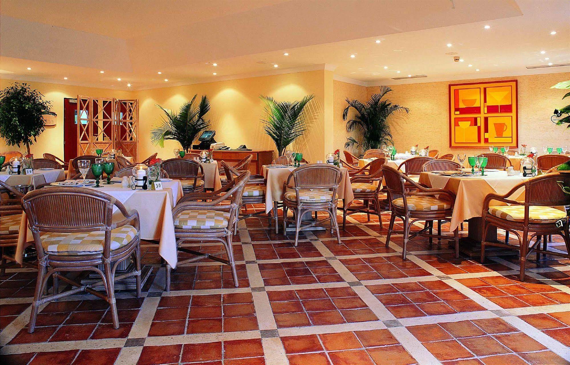 Formosa Park Hotel Apartamento Loule Restaurant photo